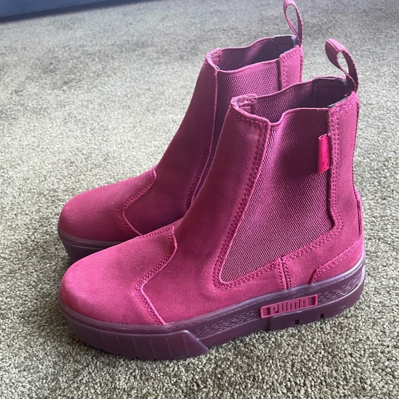 Puma Mayze Chelsea Curtain Call shoes. Never worn. Size 7 - Picture 7 of 10